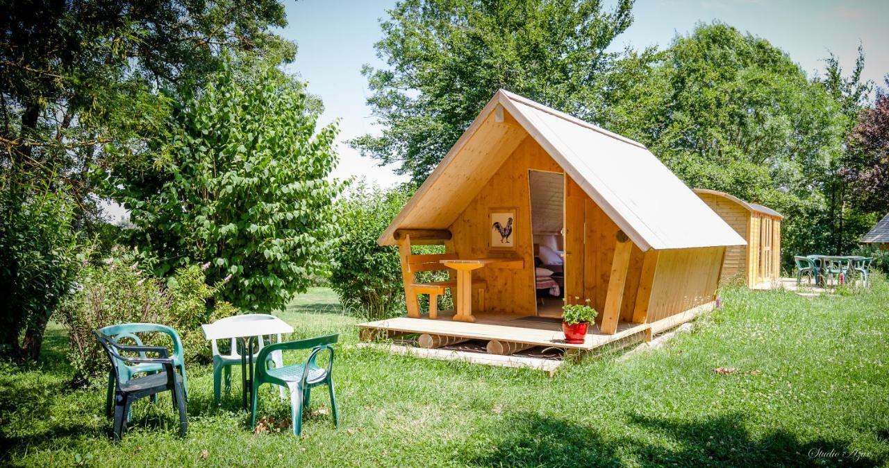 Camping de Tournus - Drole de cabane Extérieur photo